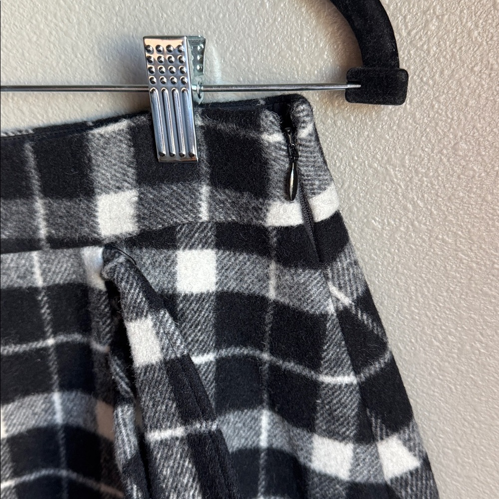 NWT Kate Spade New York Rustic Mini Skirt With Cascading Fringe Size 6. - Picture 4 of 9